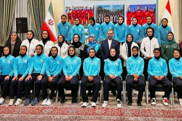  اعضای تیم ملی فوتبال جوانان میهمان سفیر ایران در تاجیکستان