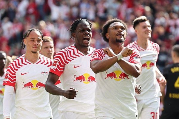  تحقیر شدن دورتموند قبل از بازی با پاریسن ژرمن