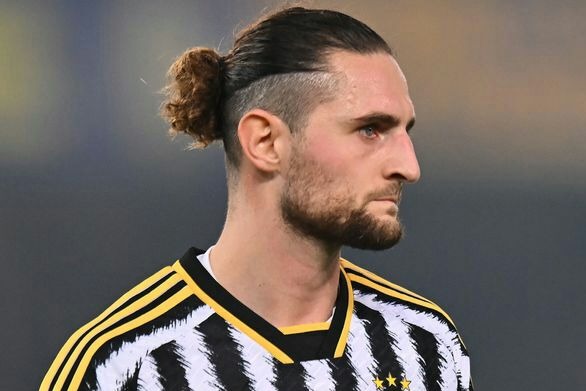 اتلتیکو مادرید به دنبال جذب هافبک 28 ساله یوونتوس