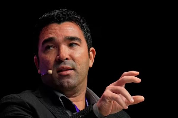 واکنش دکو به شایعه اخراج برادر ژاوی از بارسلونا