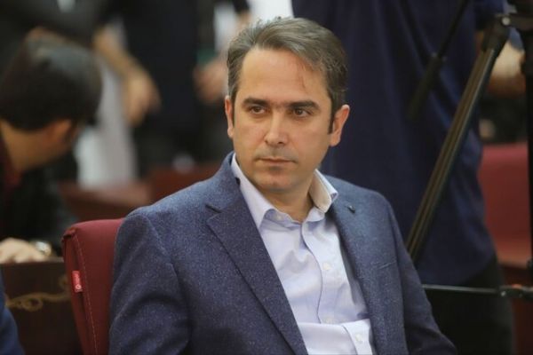  چند خبرگزاری  علی خطیر برکنار شد  خطیر  هنوز ابلاغیه و صورت جلسه‌ای ندیده‌ام و سرکارم هستم