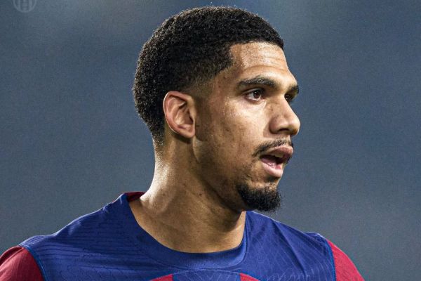  بارسلونا بر سر دوراهی فروش یا حفظ رونالد آرائوخو