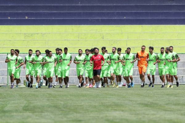 شاگردان عنایتی به ایرانخودرو برگشتند