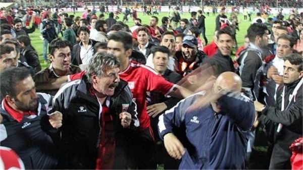 اتفاق عجیب در فوتبال اروپا؛ رونمایی از نسخه هلندی تراکتور- نفت تهران عکس