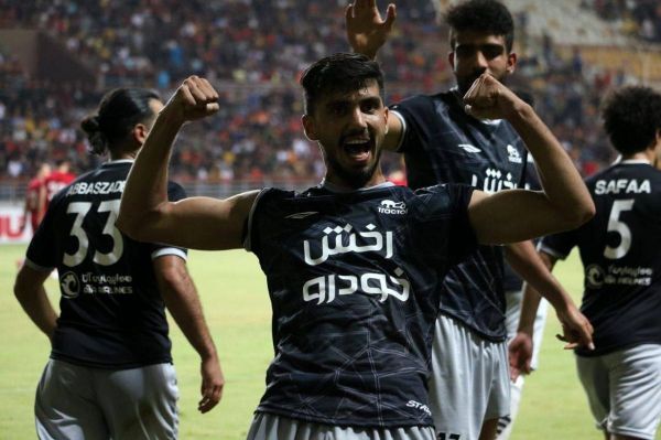  تراکتور بدون دو مدافع سوپرگلزن در اهواز