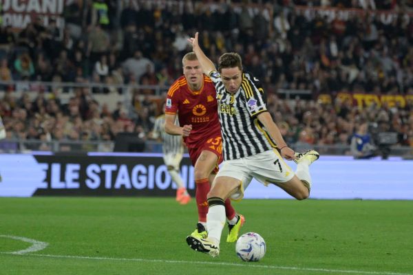  تساوی یوونتوس مقابل یاران سردار آزمون