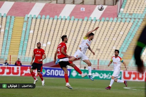  روزهای عجیب فولاد، ویسی، تراکتور و مطهری؛ وقت کردید، بِبَرید