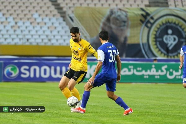  گزارش تصویری اختصاصی  دیدار تیمهای سپاهان و استقلال خوزستان