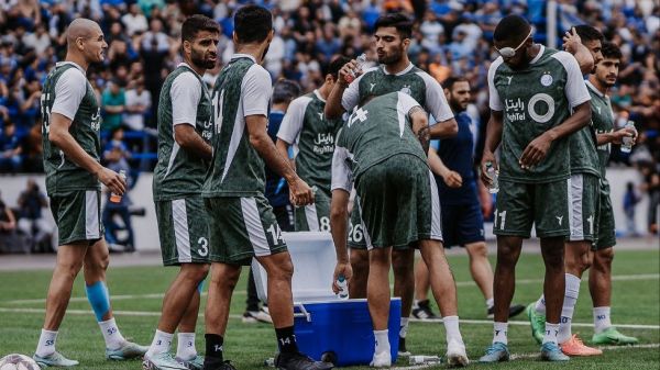  انتقام عجیب هافبک استقلال از مهرداد رضایی  آقای حامدی‌فر، حواست کجاست