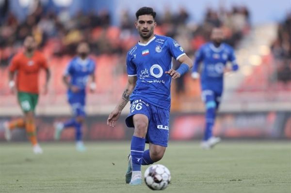  احضار دو بازیکن استقلال و ذوب‌آهن به کمیته انضباطی