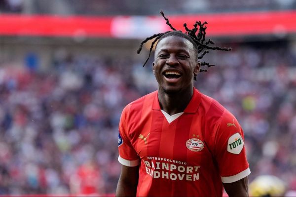  لیورپول مشتری جدی وینگر گلزن آیندهوون