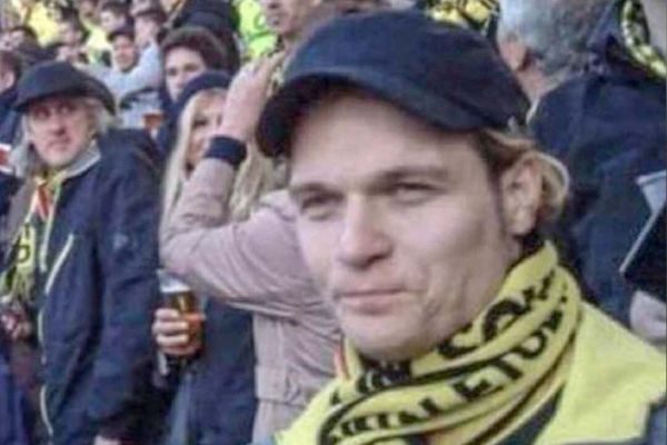 تصویر ادین ترزیچ در زمان آخرین قهرمانی دورتموند در بوندسلیگا