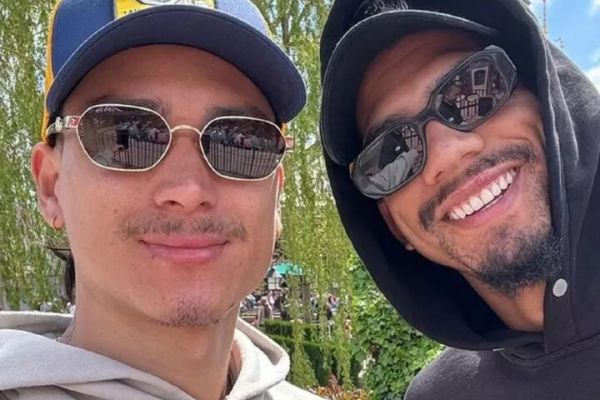  عکس جنجال‌ساز مهاجم لیورپول با ستاره بارسلونا