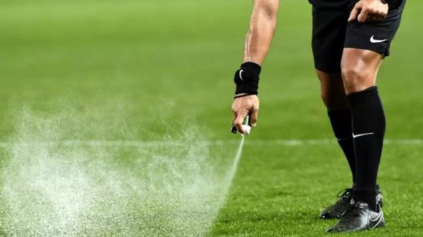  نجات جان بازیکن نوجوان توسط داور فداکار