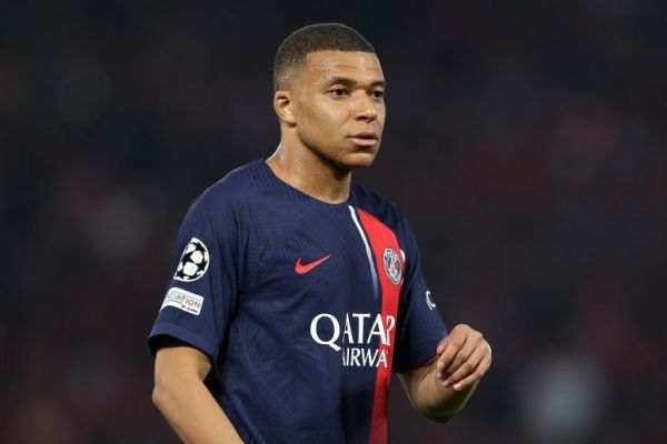  قطعی شدن جدایی امباپه از پاری سن ژرمن با عدم حضورش در ویدیو معارفه پیراهن فصل بعد این تیم