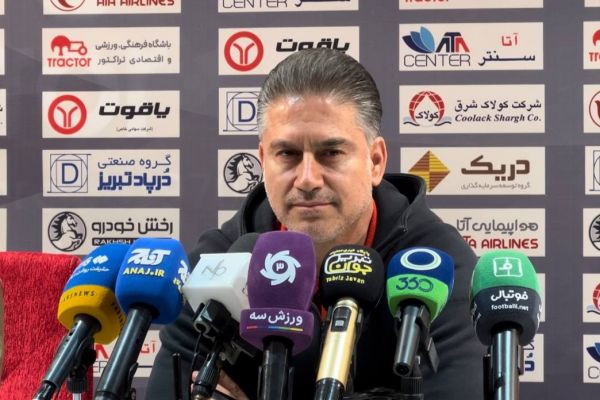  ناراحتی مربی تراکتور از برگزاری بازی مس سونگون در یادگار