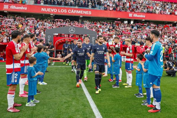  تونل افتخار گرانادا سقوط کرده به افتخار رئال مادرید