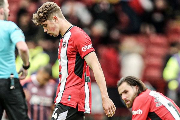 رکورد افتضاح تیمی که در لیگ برتر انگلیس 101 گل خورده است