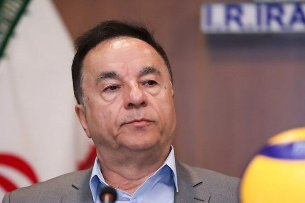  مرادی  تیم ملی امشب راهی برزیل می‌شود  شفیعی در برزیل یا ژاپن به تیم ملحق می‌شود