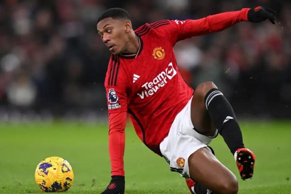 پایان دوران 9 ساله ستاره فرانسوی در منچستریونایتد