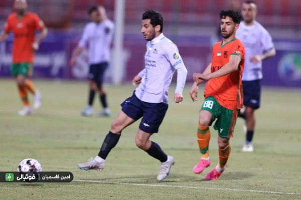 آغاز بلیت فروشی دیدار تراکتور - مس رفسنجان