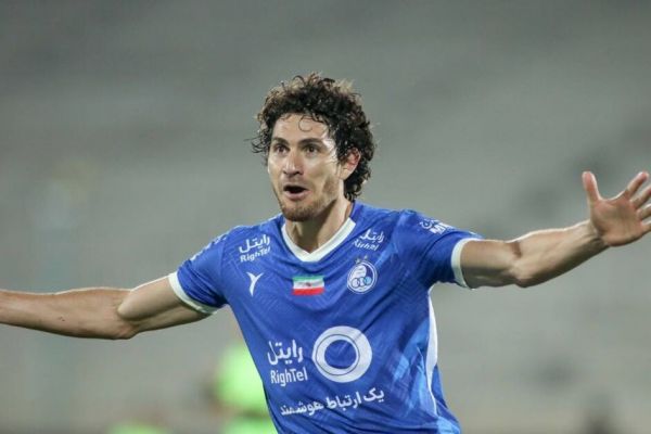 پست اینستاگرامی مهاجم استقلال و خط و نشان برای رقبا عکس