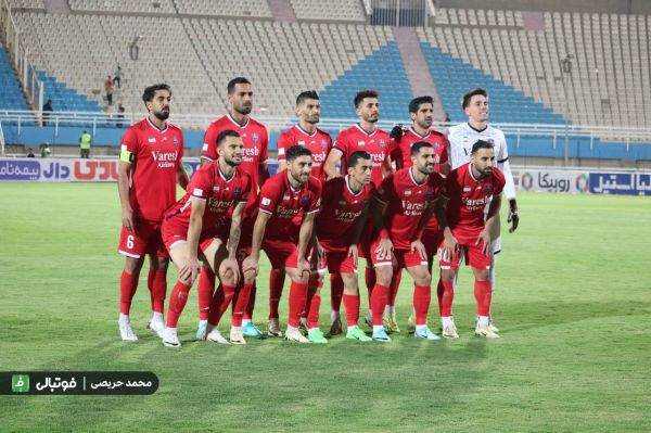  نساجی با پیراهن مشکی مقابل استقلال بازی می‌کند