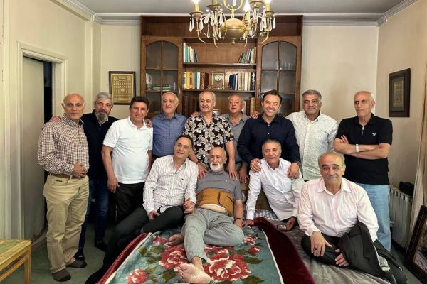  عیادت جمعی از پیشکسوتان فوتبال از مهدی اربابی