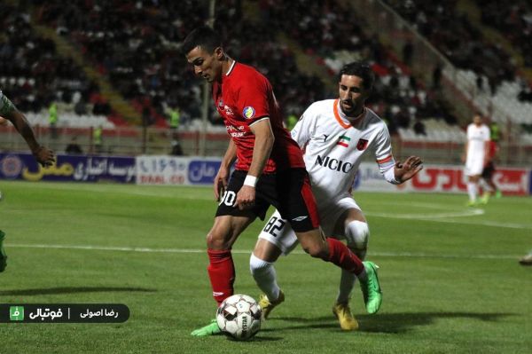  گزارش تصویری اختصاصی  مصاف تیم‌های تراکتور و مس رفسنجان