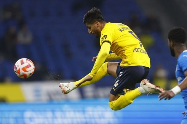  کارپین  محبی هنوز نمی‌تواند در ترکیب اصلی روستوف بازی کند