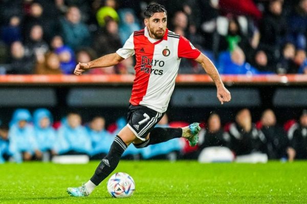  آب پاکی روی دست تیم های لیگ برتری؛ جهانبخش فعلا قصد بازگشت به ایران را ندارد