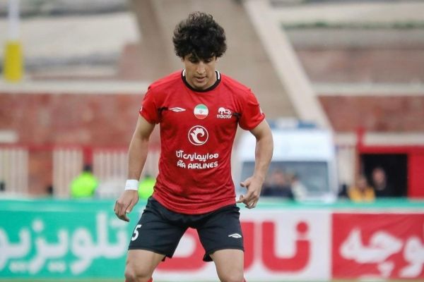  جدایی هافبک عراقی تراکتور در پایان فصل