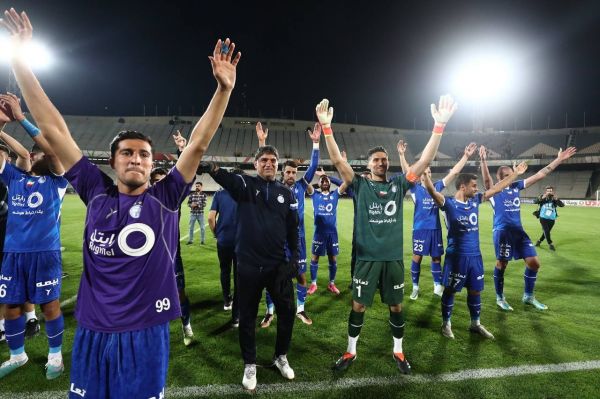 دشواریهای دریافت مجوز حرفهایِ استقلال؛ پای ورزشگاه آزادی هم وسط بود