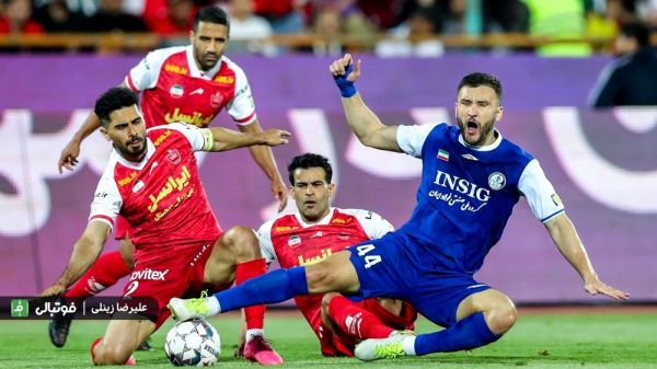پرسپولیس 4 - استقلال خوزستان 3 یک نیمه استقلال، یک نیمه پرسپولیس رویایی ترین بازگشت قرمزها