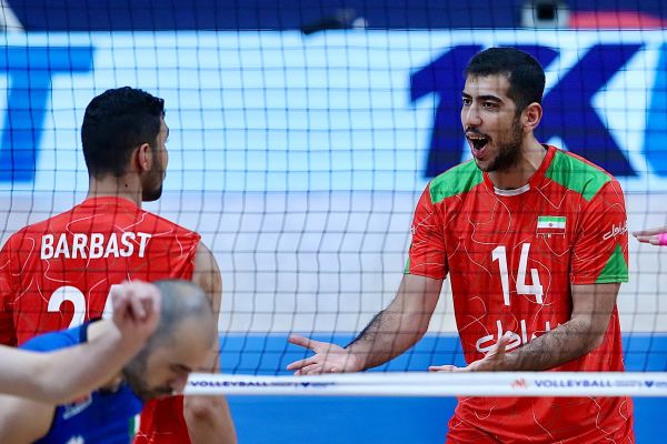 کریمی از ناحیه گوش میانی مشکل دارم ایتالیا با سرویس تحت فشارمان قرار داد