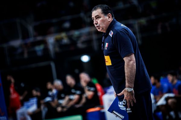  پیشنهاد دی‌جورجی به بازیکنان ایران؛ به بازی بعد فکر کنید