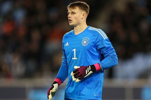 جانشین مانوئل نویر از کلن به بایرن مونیخ می آید