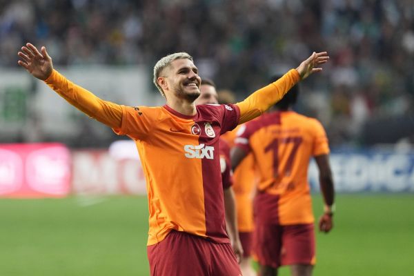  تیمی که با 102 امتیاز بالاتر از تیم 99 امتیازی قهرمان لیگ ترکیه شد