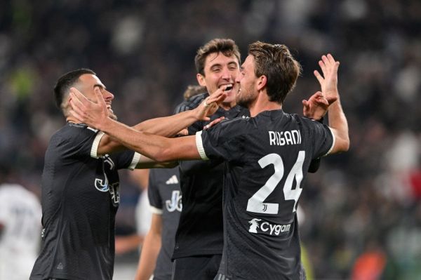  قرارداد ستاره جوان یوونتوس و تیم ملی ایتالیا تمدید شد