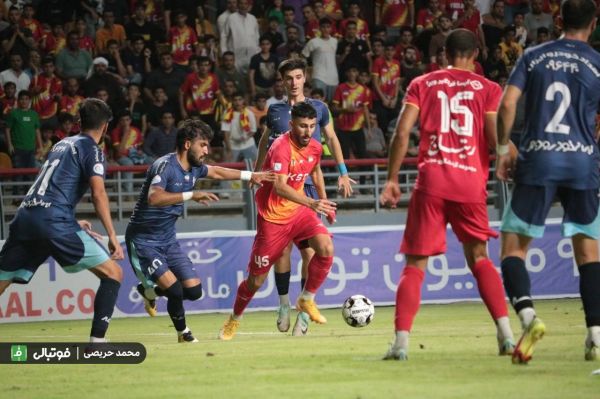  فولاد 2 - پیکان 2  فولاد نتوانست از مهلکه سقوط فرار کند  هفته آخر برای پیکان حساس‌تر شد