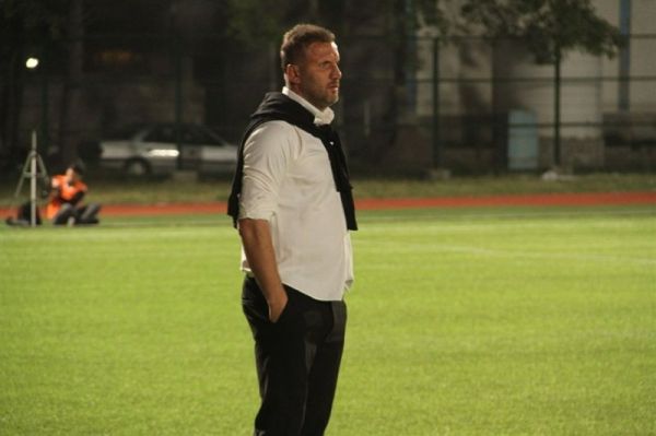 بنگر تا قبل از عقد قرارداد کنارمان بودند، اما بعد از آن انگار غیب شدند شهرداری تمام دلخوشی مردم آستاراست