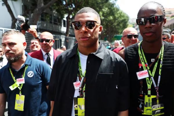  تاریخ احتمالی رسمی شدن انتقال امباپه به رئال مادرید