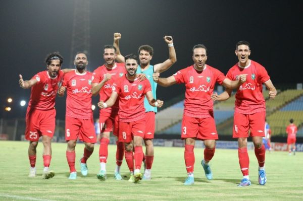 نتایج هفته سی و دوم لیگ یک خیز بلند چادرملو به سوی لیگ برتر با پیروزی مقابل فجرسپاسی خیبر در آستانه صعود + جدول