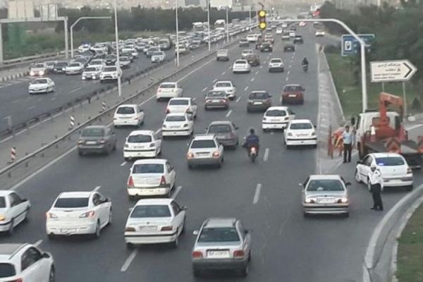  توقف در ضلع غربی و شرقی ورزشگاه آزادی ممنوع شد