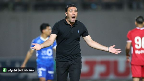 ادعای یک خبرگزاری فرد نزدیک به هلدینگ خلیج فارس، به استقلالیها گفت با نکونام خداحافظی کنید