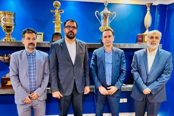 ادعای خانی عضو سابق هیات مدیره استقلال اگر خطیر نمیرفت، استقلال قهرمان میشد