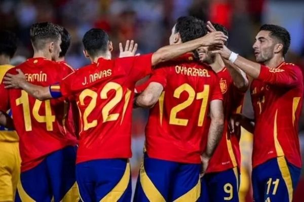  دلا فوئنته کدام بازیکنان را برای یورو 2024 کنار می‌گذارد