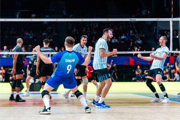  برد والیبال آرژانتین برابر کانادا