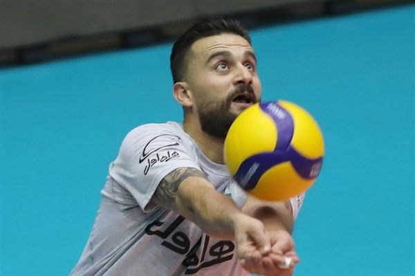  حضرت‌پور  فشار زیادی روی تیم ماست