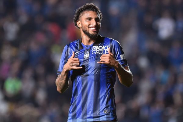 هافبک برزیلی آتالانتا از لیست گزینههای لیورپول حذف شد